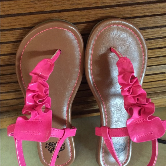 Pink sandals - Picture 2 of 2