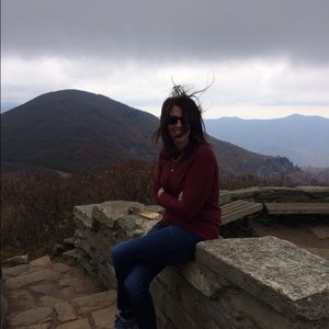 Meet your Posher, Allison