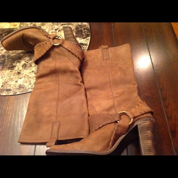 Rustic, comfy cowgirl boots!!!! - Picture 1 of 3
