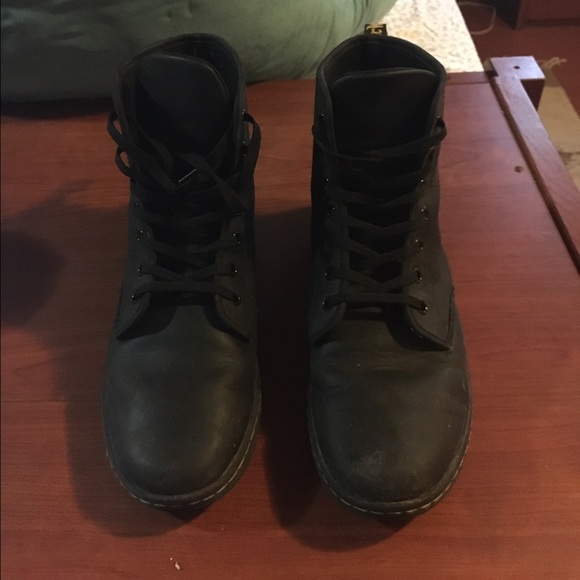 Doc Marten Sneakers