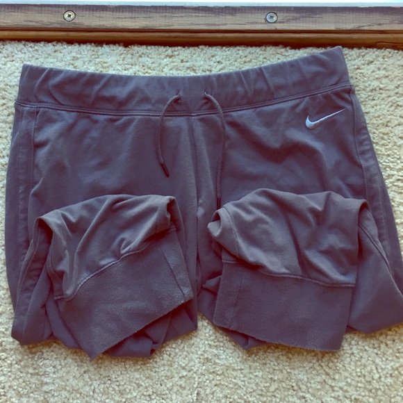 Grey Nike Capri sweats