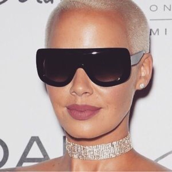 Thick Rhinestone choker