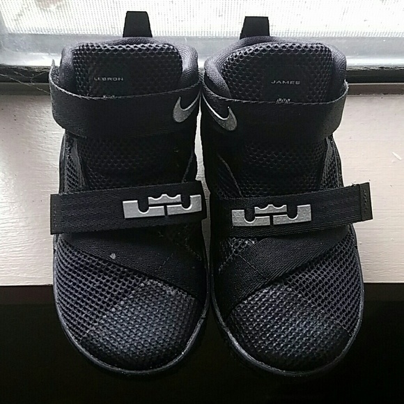 Toddler nike lebron