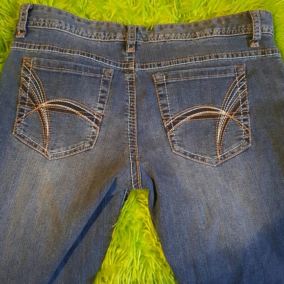 Skinny Jeans - Picture 2 of 2