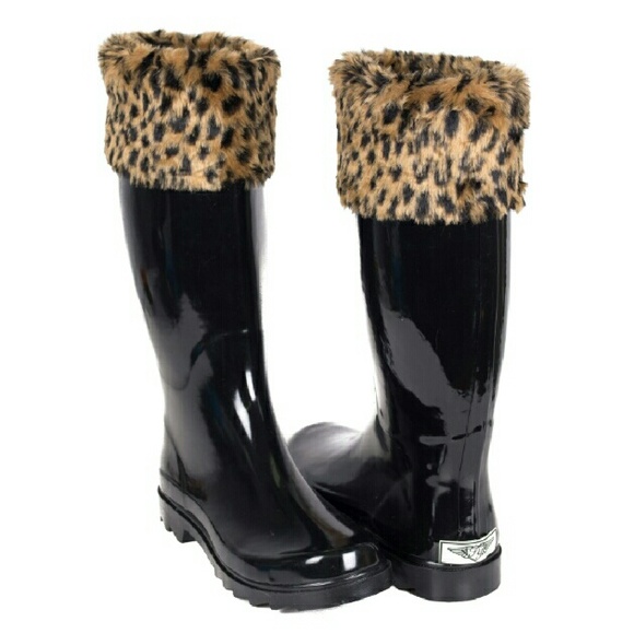 Women Leopard Cuff Black Rubber Rainboots RB1801 - Picture 2 of 4