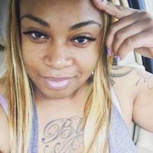 Meet your Posher, Latasha