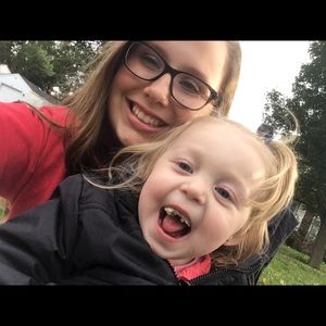 Meet your Posher, Addison