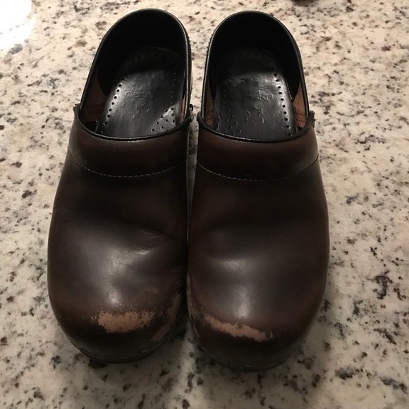 Brown Danskos
