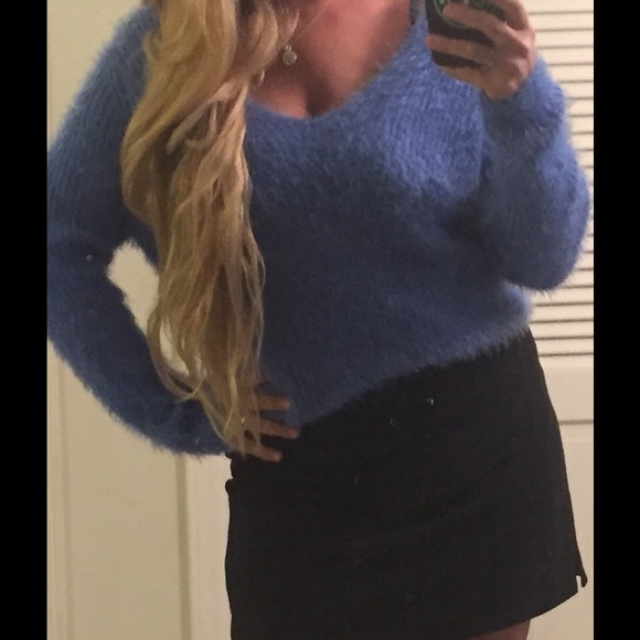 🎀Host Pick🎀NWT H&M Divided Blue Soft Sweater - Picture 2 of 4