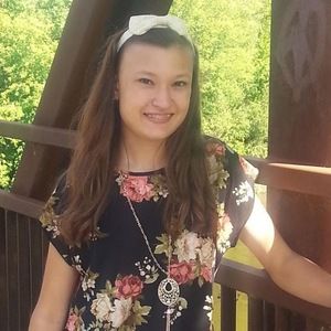 Meet your Posher, Jenna