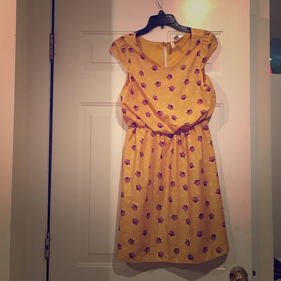 Yellow owl print day dress.