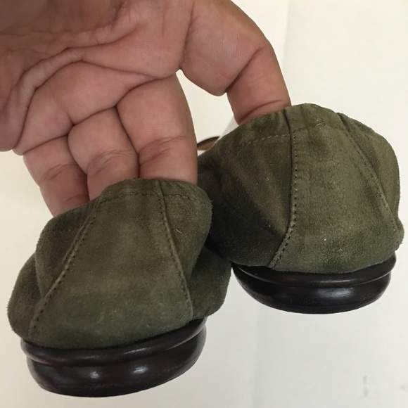 GUCCI FLAT LOAFERS - Picture 2 of 4