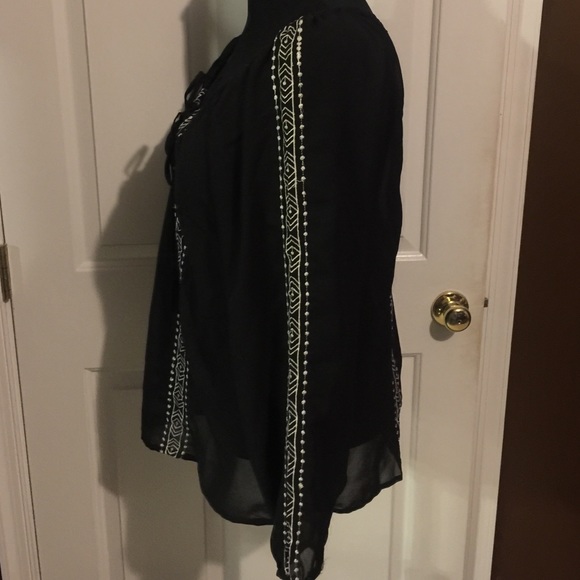 Sheer black/white long sleeve top - Picture 3 of 4