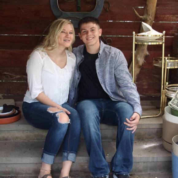 Meet your Posher, Julia