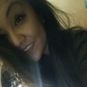 Meet your Posher, Monique