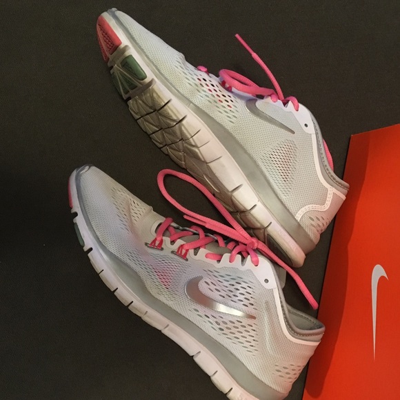 Nike Free 5.0 TR Fit 4 - Picture 2 of 4