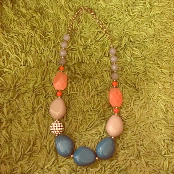 Statement necklace