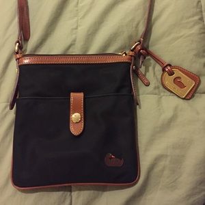 Dooney and bourke crossbody bag