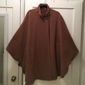 CAMEL CAPE COAT