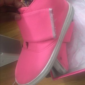 Pink shoes