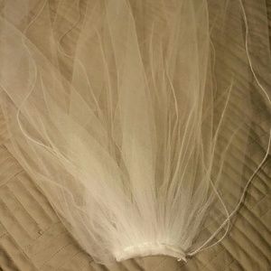 Ivory wedding veil