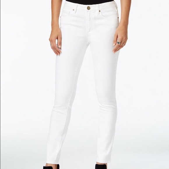 EUC Rachel Roy Denim skinny, ankle, white Size 24