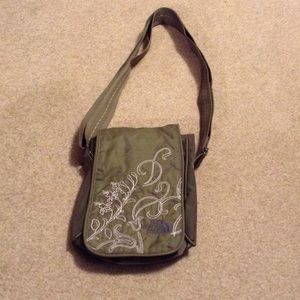 North face cross body bag
