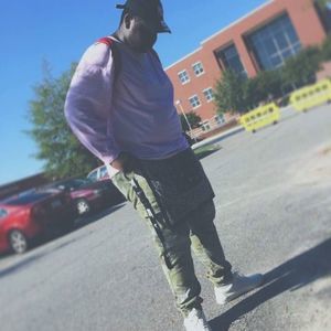 Meet your Posher, Avery