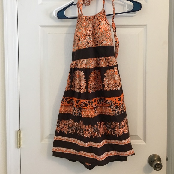 Halter top dress - Picture 1 of 2