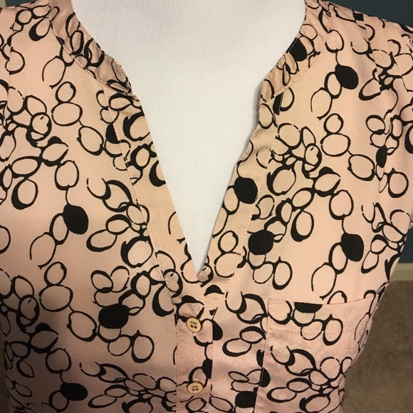 New York & Co. Light Pink Blouse w Black Designs - Picture 2 of 4