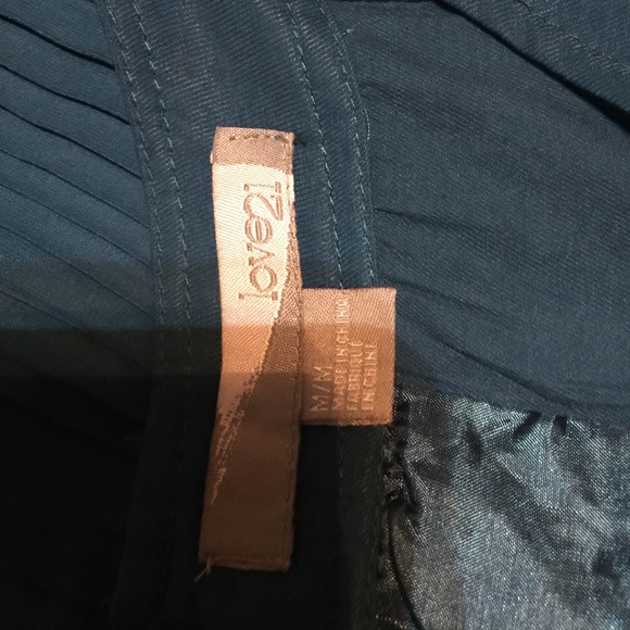 Top - Picture 3 of 3