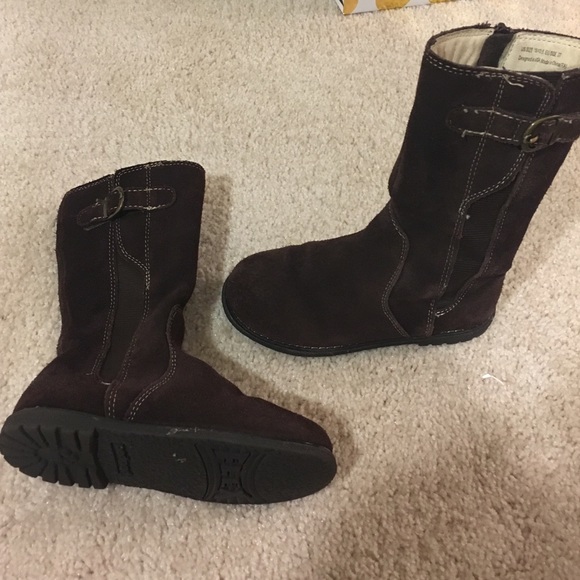 Brown suede boots with cute buckle
