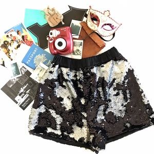 Two Toned Sequined High Wasted Shorts