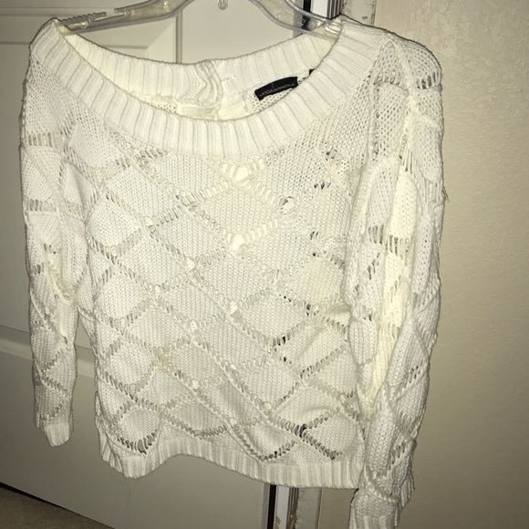 Crop knit sweater
