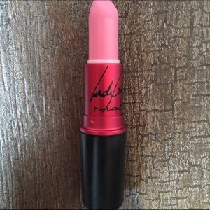 MAC VIVA GLAM GAGA LIPSTICK