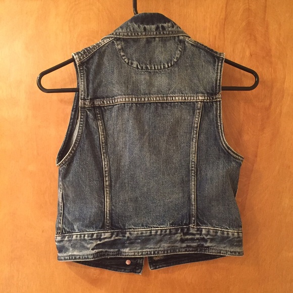 Express Denim Vest - Picture 3 of 6