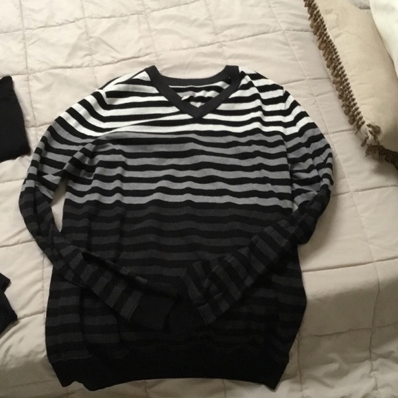 XL sweater