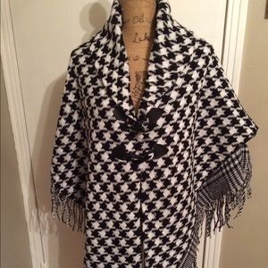 New houndstooth poncho! One size fits all.
