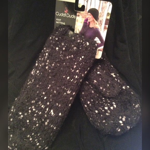 Cuddl Duds Knit Mittens - Picture 2 of 3