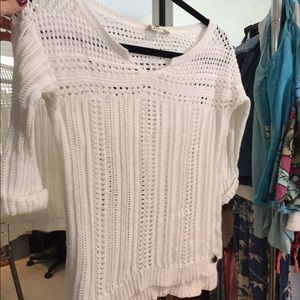 Crochet 3/4 sleeve sweater