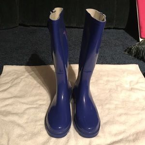 Rain boots