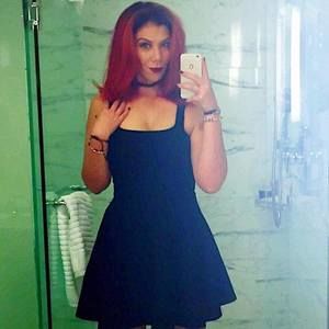 Meet your Posher, Janique