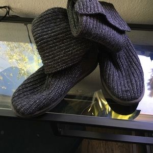 Knitted ugg boots