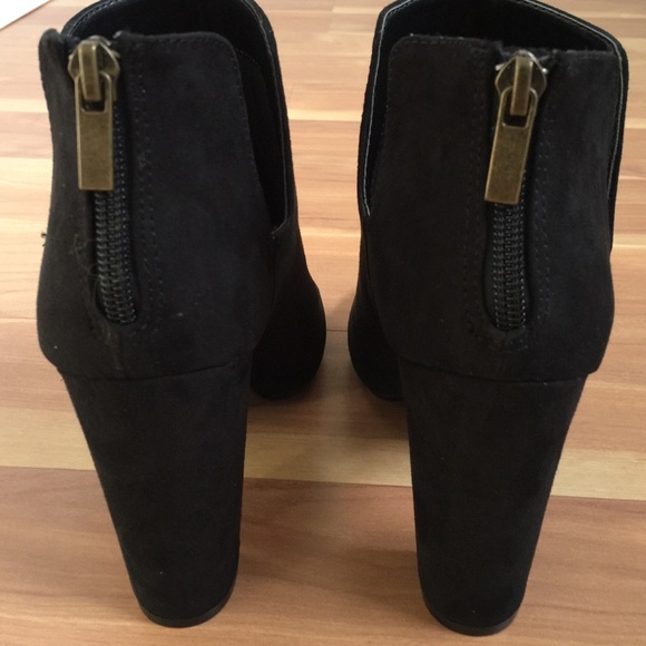 LAST - Cut it out peep toe booties - Picture 2 of 2