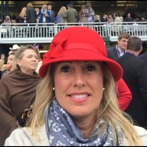 Meet your Posher, Christy