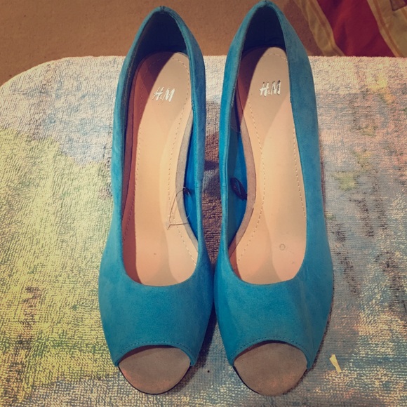 Blue shoe!