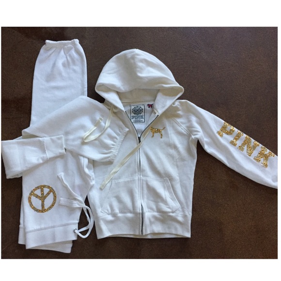 VICTORIAS SECRET Peace Bling Sweats Outfit Set