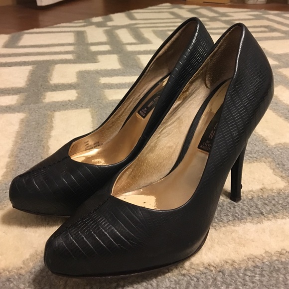 Steven by Steve Madden Black Heels / Pumps