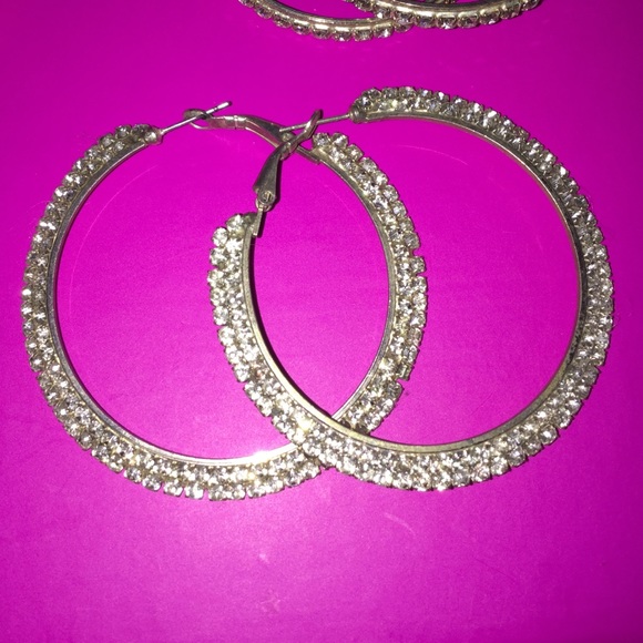 Earrings - Picture 3 of 4