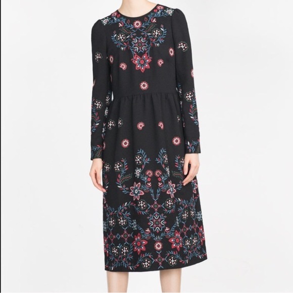 Embroidered dress by Zara - Picture 1 of 4